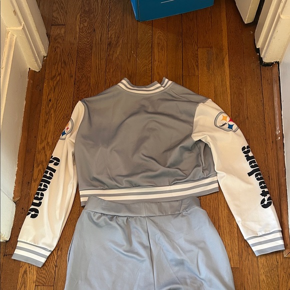 Pittsburgh Steelers Jogging Outfit Gray and White Sports Jacket and Pants Set - Picture 8 of 10